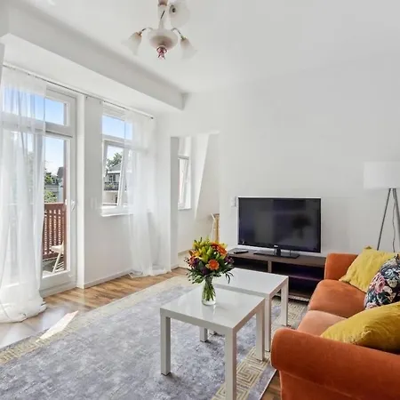 Am Weissen Hirsch Apartment